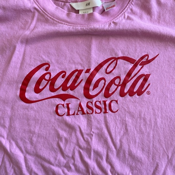 H&M Coca-Cola tshirt - Picture 3 of 5